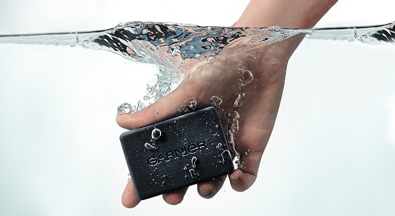 Zašto je maska za lice sa aktivnim ugljem odličan način za uklanjanje sebuma i nečistoća? 